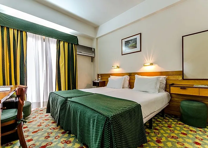 Jorge V 3* Лиссабон