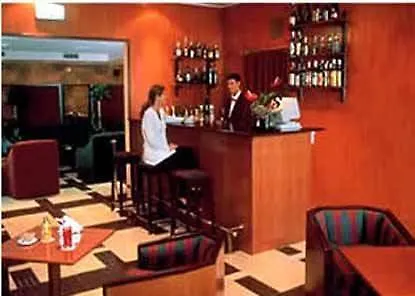 Jorge V Ξενοδοχείο 3*